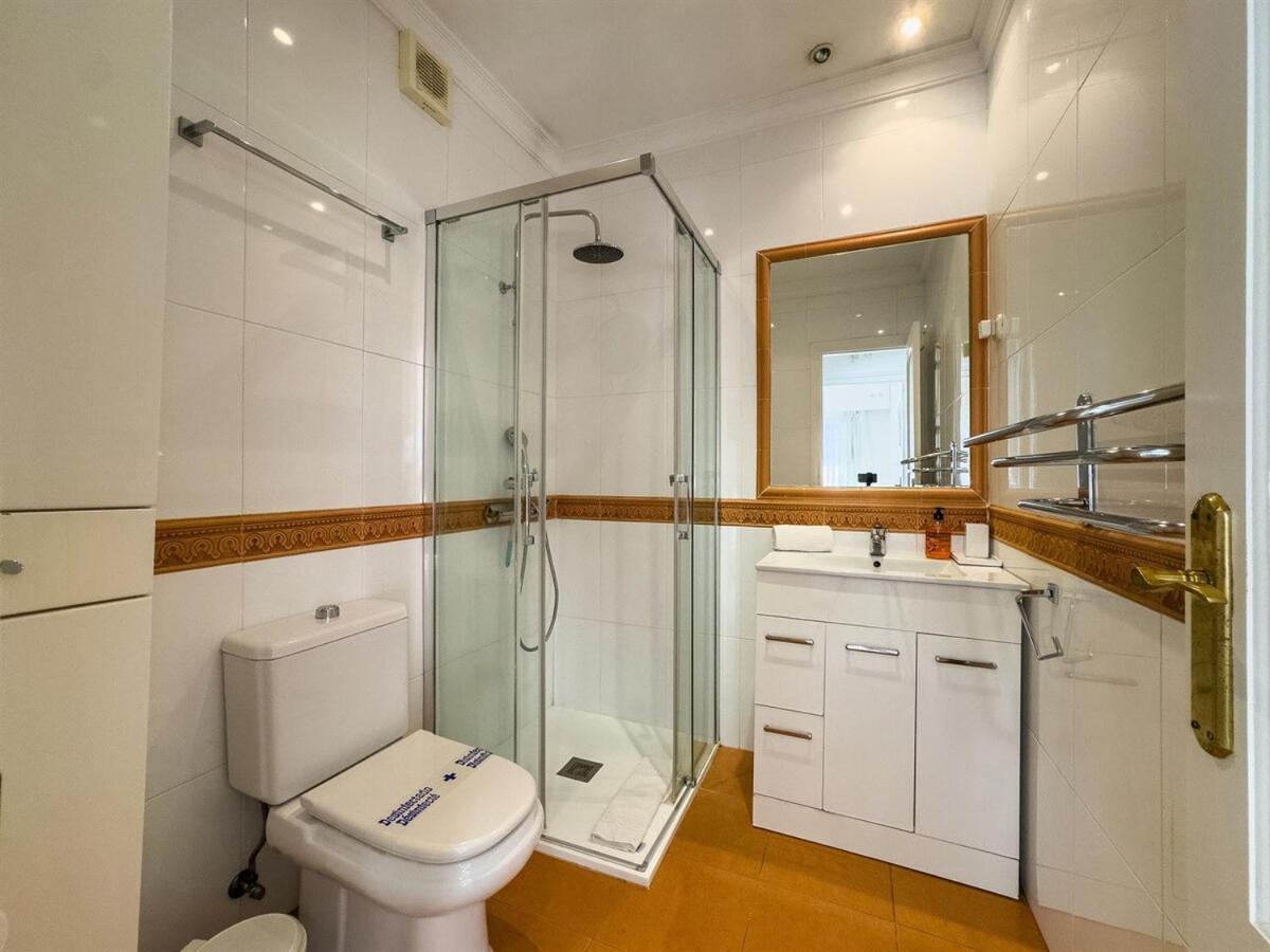 Appartamento Skol 520c Cozy 1 Bedroom With Sea And Pool View Marbella